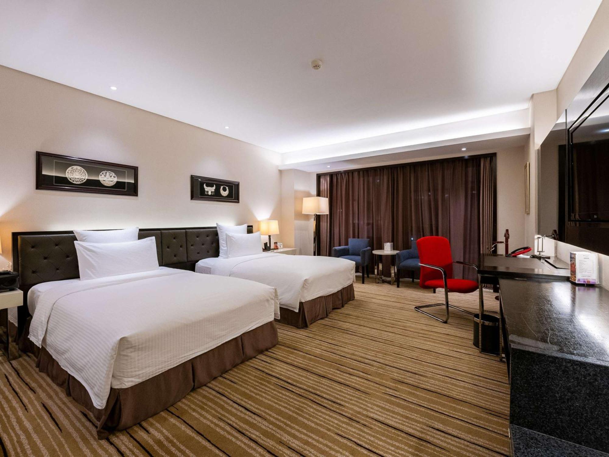 Hotel Pullman Guiyang Guiyang  Exterior foto
