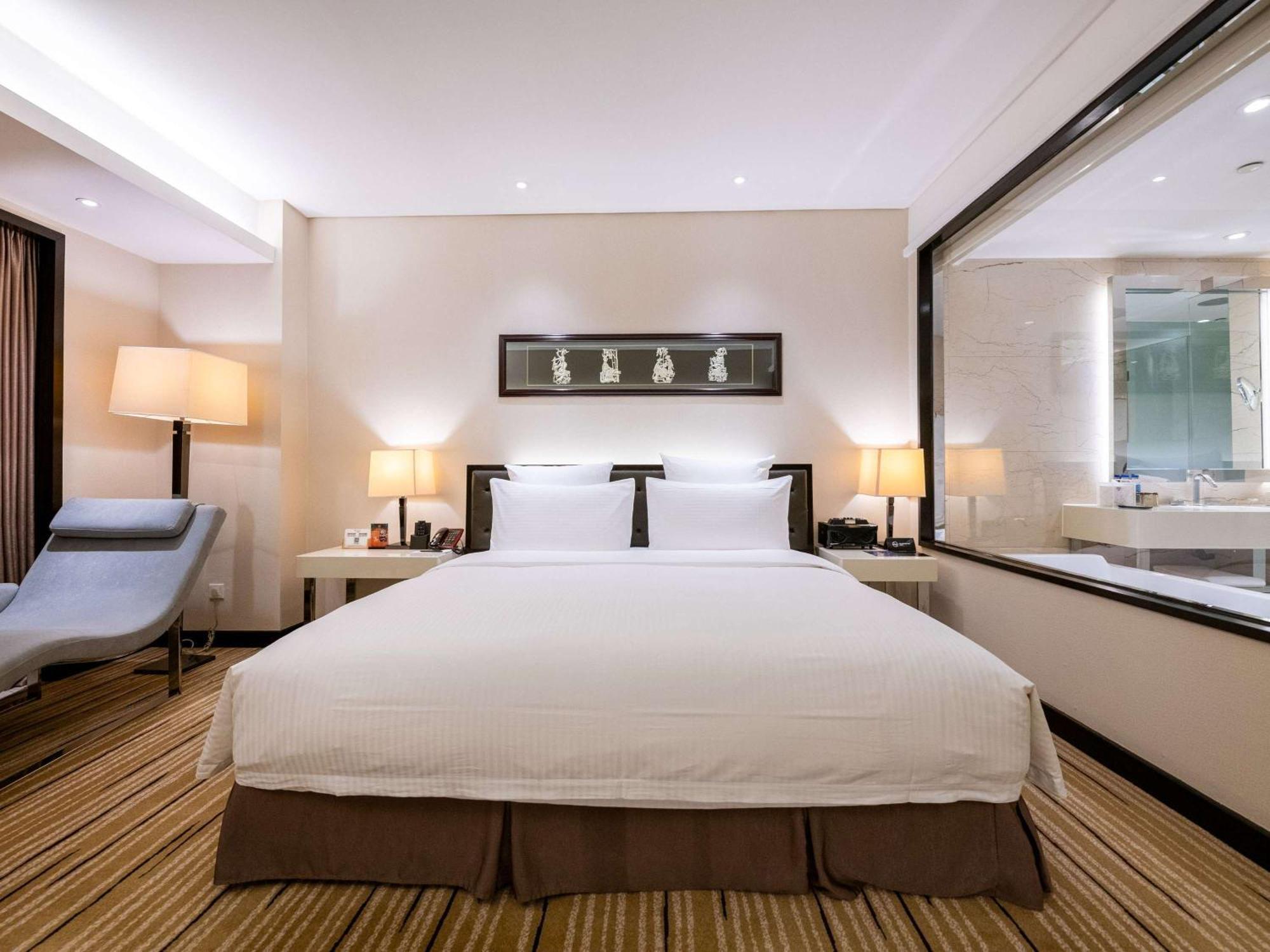 Hotel Pullman Guiyang Guiyang  Exterior foto